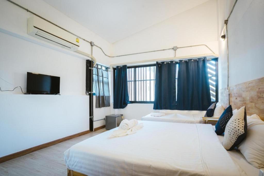 Hug Inn Phrae Exterior photo